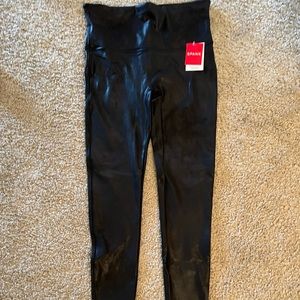SPANX faux leather leggings NWT